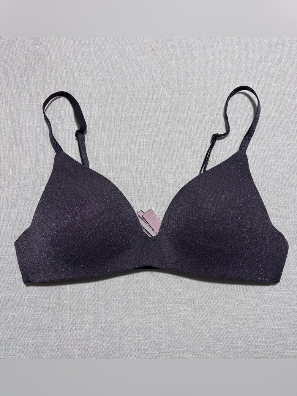 Victoria's Secret T-Shirt Lightly Lined Wireless Bra | Size 32B